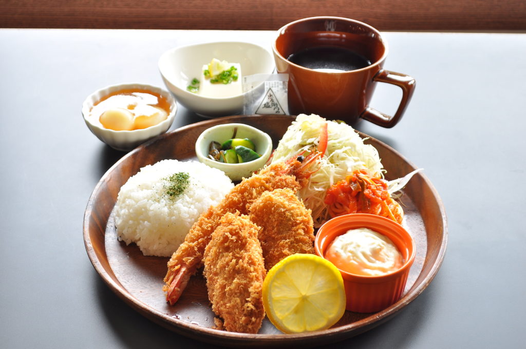 橄榄车虾 香川县的三星级橄榄餐厅