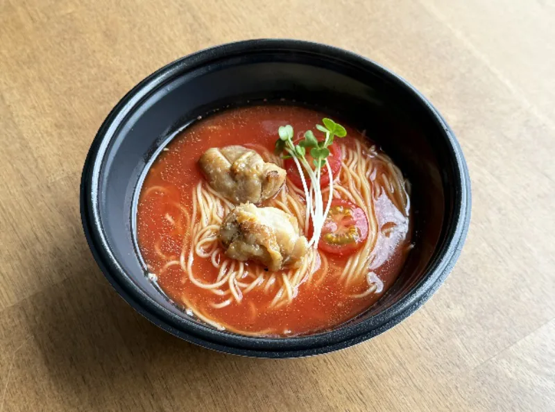 鶏塩トマトスープラーメン