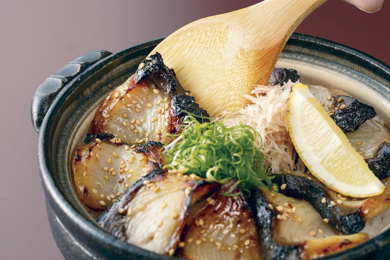橄欖鰤魚粗大石鍋飯