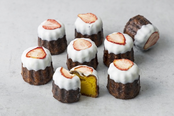 Strawberry canelé