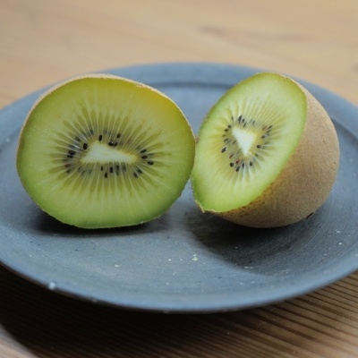 香川県産品 キウイ さぬきエメラルド